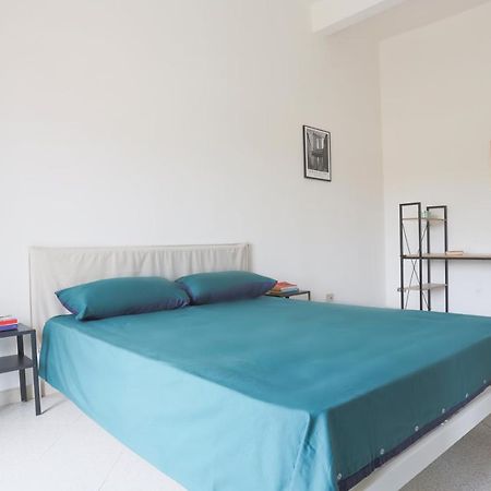 Bright Apartment Near The Sea With Parking ساليرنو المظهر الخارجي الصورة